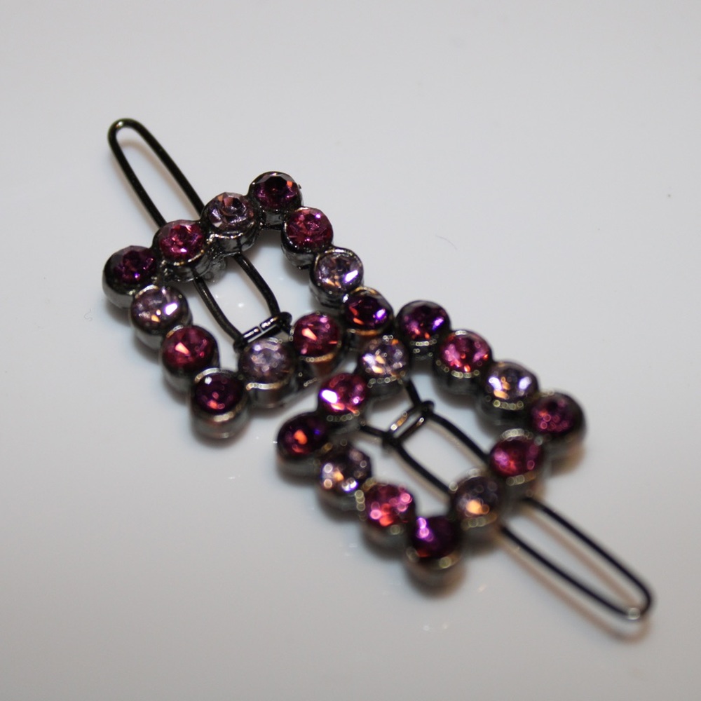 Pink hair clips